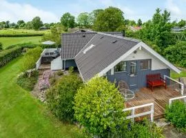 Beautiful Home In Egernsund With Kitchen