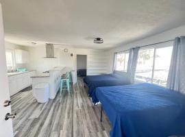 Little Betty’s Hideaway，位于托伦斯的酒店