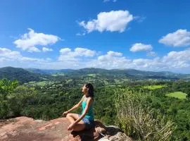 Sítio Pé na Terra - Retiros e Hospedagens