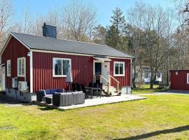 Holiday home FÅGELMARA，位于Fågelmara的酒店