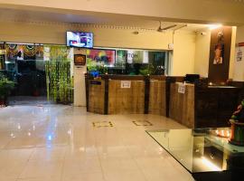 Wishotel Xpress 7 Eleven，位于印多尔的酒店
