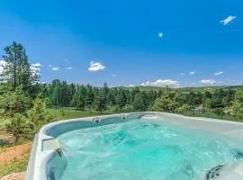 Pikes Peak Stunning Views! Hot Tub! Pet Friendly!