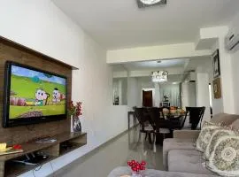 Apto Lírio da Paz- 3 Quartos com sacadas,espaçoso e de frente para avenida principal!