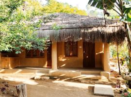 Cosmic Mud House Kanthalloor，位于Kanthalloor的酒店