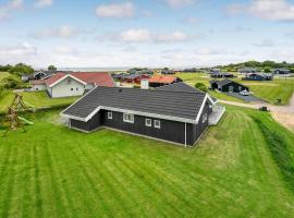 Amazing Home In Nordborg With 3 Bedrooms, Sauna Wifi，位于诺德堡的酒店