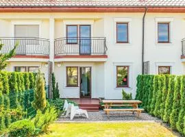 Cozy Home In Mielno With Kitchen