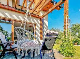3 Bedroom Awesome Home In Zieleniewo