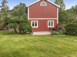 Awesome Home In Svängsta With Sauna，位于Svängsta的酒店