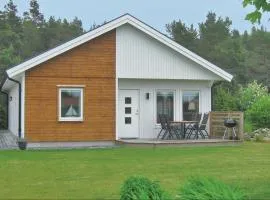 Gorgeous Apartment In Visby With Kitchen