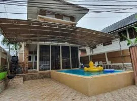 บ้านพักตากะยาย พลูวิลล่าหัวหิน-Takayai Pool Villa Huahin