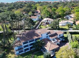 Hôtel Les Fougères - Hossegor，位于奥瑟戈尔的酒店