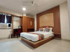 Goroomgo Park Resort Bhubaneswar - Near Railway Station - A Luxury Collection of Hotel - Excellent Customer Service Experience Awarded，位于布巴内什瓦尔的酒店