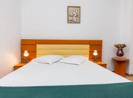 克勒蒂娜爵士酒店，位于布加勒斯特的酒店