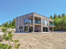 Cozy Home In Treungen With Wifi，位于Treungen的酒店