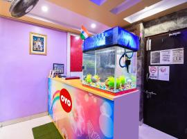 OYO Flagship Hotel Red Velvet，位于Hugli的酒店