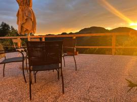 Karla&rsquo;s House，位于Dobje pri Planini的低价酒店