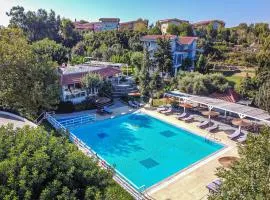 Beautiful Apartment In Mastichari - Kos