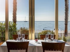 B&B HOTEL Diano Marina Palace，位于迪亚诺马里纳的酒店