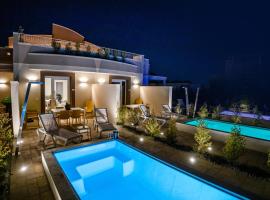 La Collina di Montegrappa - Suites with Heated Private Pool - Suites with Shared Pool，位于图列的公寓式酒店