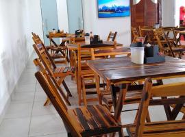 Pousada e Restaurante Br101，位于圣安东尼奥-迪热苏斯的酒店