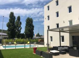 Brit Hotel Martigues Nord，位于马蒂格的酒店