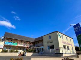 BRIT HOTEL Lannion-Perros Guirec，位于拉尼翁的酒店