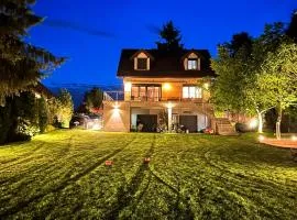 POGO dom nad Narwią - 4 sypialnie, balia, własny pomost, plac zabaw