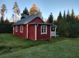 Ireneborg, cottage with Finnish sauna，位于Svedja的酒店