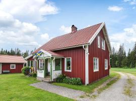 Cozy Home In Ölsremma With Wifi，位于Ljungsarp的酒店
