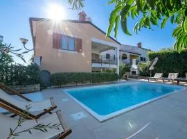 Pet Friendly Home In Vrsar