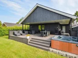 Awesome Home In Hejls With Wifi