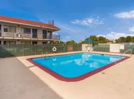 Motel 6-Meridian, MS