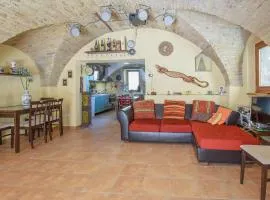 Nice Apartment In Castilenti With Wifi
