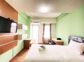 Minimalist Studio Apartment at Oxford Jatinangor By Travelio，位于Sumedang的酒店