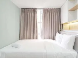 Cozy Living and Homey 2BR Tokyo Riverside PIK 2 Apartment By Travelio