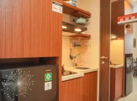 Best and Homey Studio at Transpark Bintaro Apartment By Travelio
