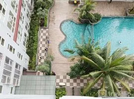 Homey and Tidy Studio Apartment at Vida View Makassar By Travelio