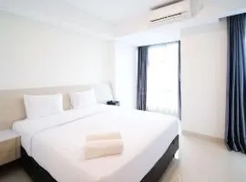 Modern and Comfy Studio at Grand Sungkono Lagoon Apartment By Travelio