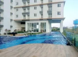 Good Location and Best Deals Studio Apartment at Suncity Residence By Travelio