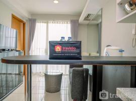 Fancy and Nice 2BR at Cinere Bellevue Apartment By Travelio，位于Karangtengah的酒店