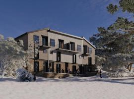 Chic 3 Bedroom Ski Villa 450m to main lift，位于布勒山的酒店