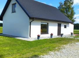 Sepa puhkemaja，位于派尔努的带泳池的酒店