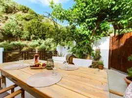 Anna's Village House