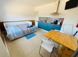 Estúdio praia Labruge，位于拉布鲁吉的酒店