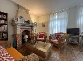 Maison de caractere cœur du village 1h de Paris