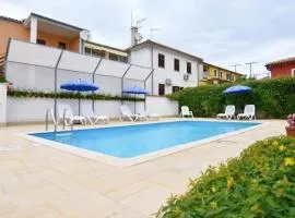 Tolles Ferienhaus in Umag mit Gepflegtem Garten