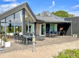 Holiday Home Haderslev With Sea View 04，位于Diernæs的酒店