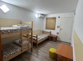 Rooms Asceric，位于Stari Banovci的青旅