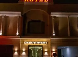 Hotel 7 PM