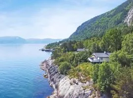 Cozy Home In Lavik With House Sea View